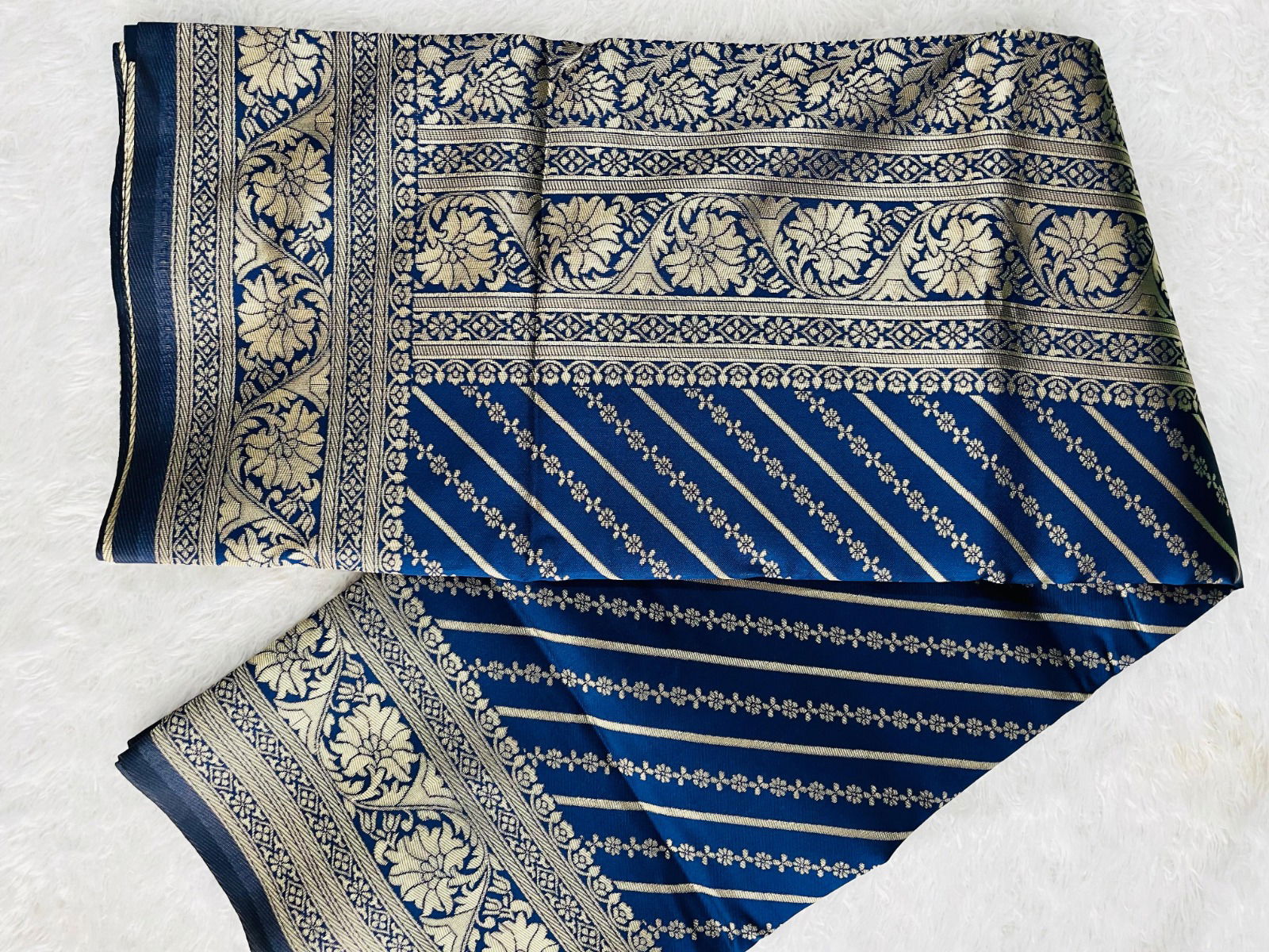 AD 1556 Designer Soft Banarasi Silk Sarees Wholesale Shop In Surat